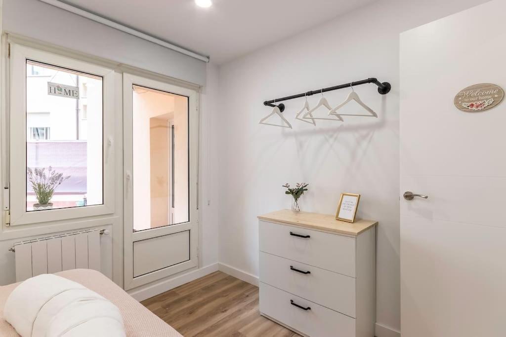 Apt In The Old Town With Cool Terrace!! Private Parking Bilbau Exterior foto